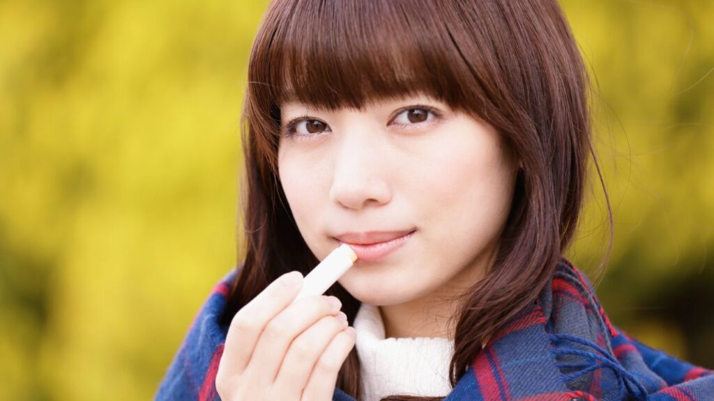manfaaat lip serum