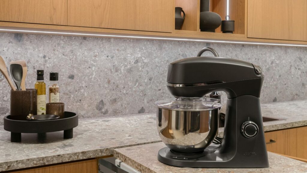 Stand mixer terbaik